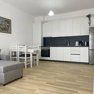 Atrium Residency , تيرانا ألبانيا